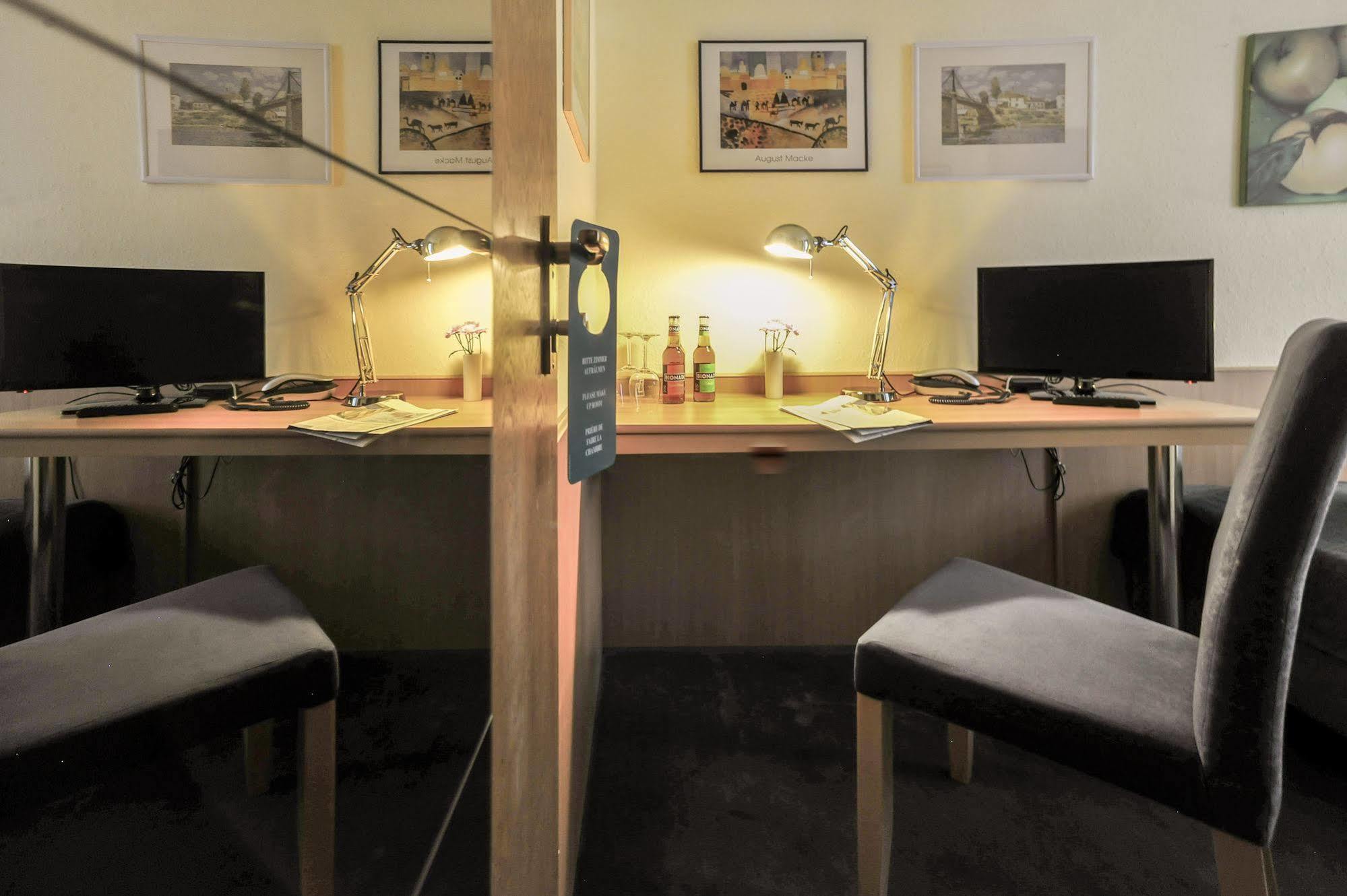 City Hotel Fellbach 24H Check-In Esterno foto