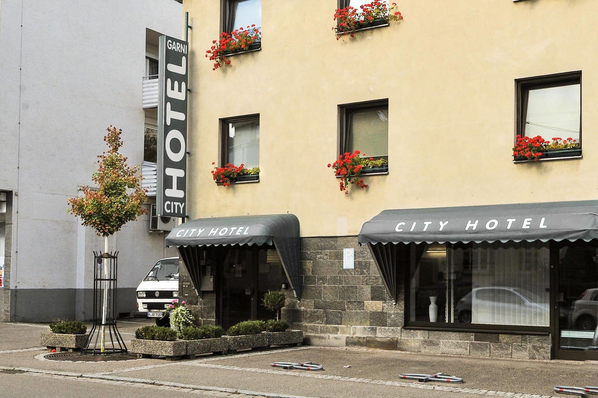 City Hotel Fellbach 24H Check-In Esterno foto